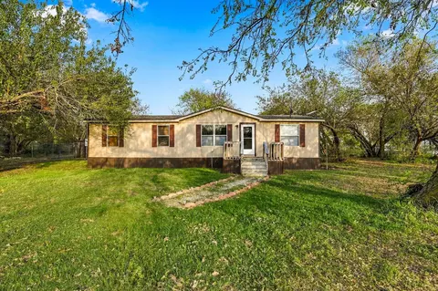 1250 Nutmeg Ln, Ponder, TX 76259