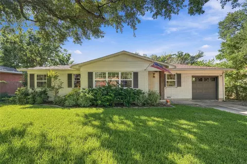 Exterior - 3821 Cobbs Dr, Waco, TX 76708 photo 2 of 9
