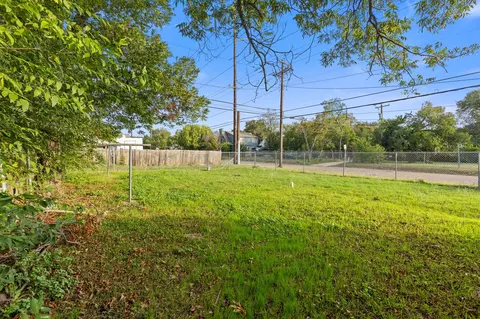 Exterior - 2701 Windsor Ave, Waco, TX 76708 photo 6 of 7