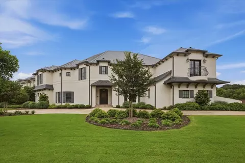 4153 Idlewild Dr, Fort Worth, TX 76107