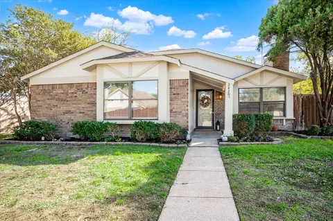 2420 Royal Oaks Dr, Plano, TX 75074