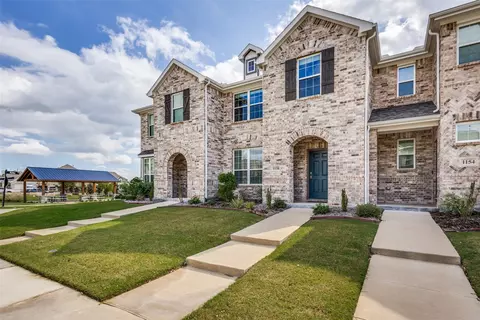 1158 Morgan Dr, Sherman, TX 75090