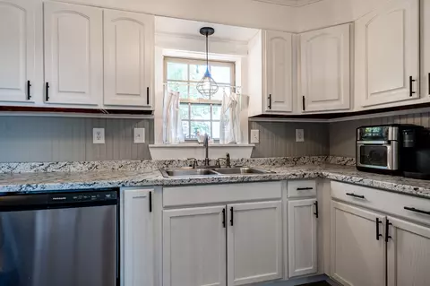Kitchen - 20767 County Road 309, Abilene, TX 79601 photo 3 of 4