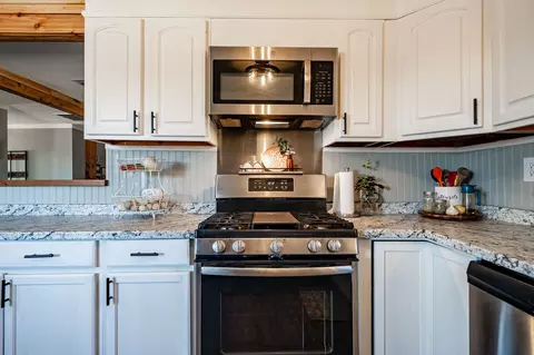 Kitchen - 20767 County Road 309, Abilene, TX 79601 photo 2 of 4