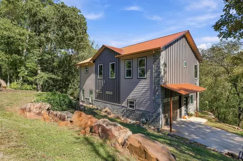 1122 S Maurice Ave, Denison, TX 75020