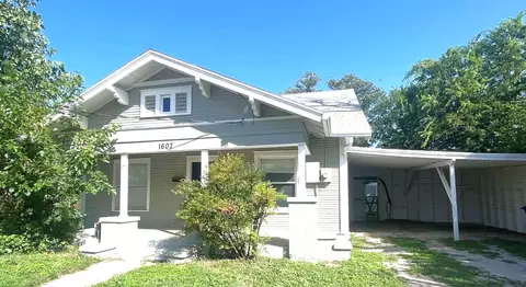 1607 Avenue I, Brownwood, TX 76801