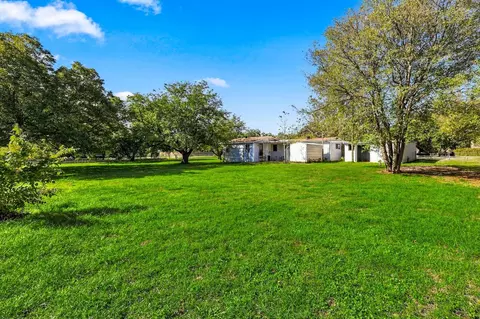 12209 Moonway Ln, Burleson, TX 76028