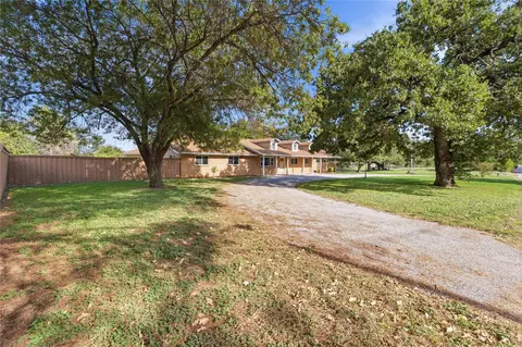 1822 Vine St, Brownwood, TX 76801