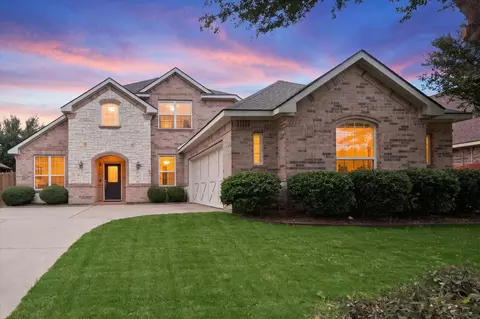 302 Garden Path Ln, Mansfield, TX 76063