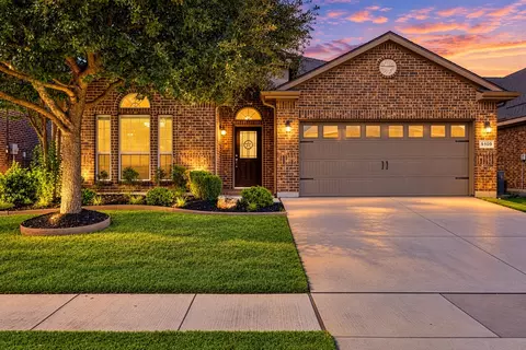 5103 Glen Meadow Dr, Arlington, TX 76001