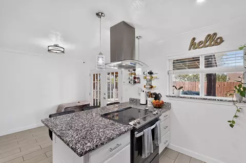 6937 Misty Glen Ct, Fort Worth, TX 76120