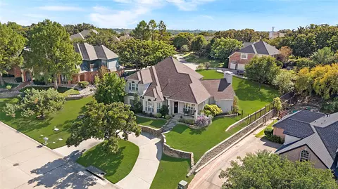 3107 Hillside Dr, Highland Village, TX 75077