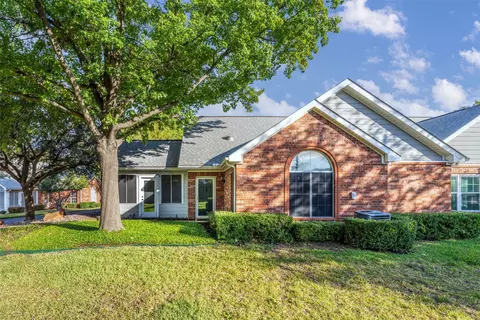 807 Cara Ln, Arlington, TX 76012