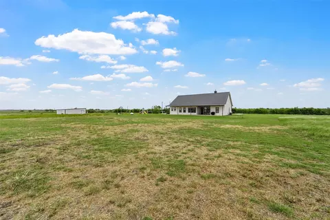 Exterior - 231 Hcr 2312, Abbott, TX 76621 photo 10 of 11