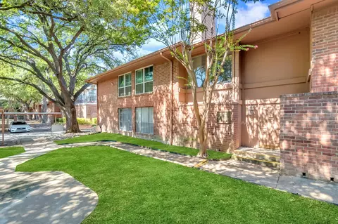 10556 High Hollows Dr, Dallas, TX 75230