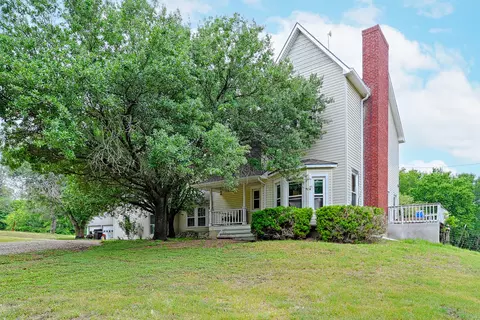 Exterior - 365 Epps Rd, Palmer, TX 75152 photo 1 of 5