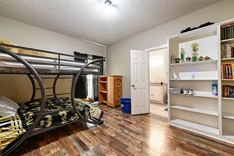 Bedroom - 365 Epps Rd, Palmer, TX 75152 photo 2 of 3