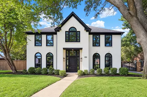 6808 Savannah Ln, Fort Worth, TX 76132