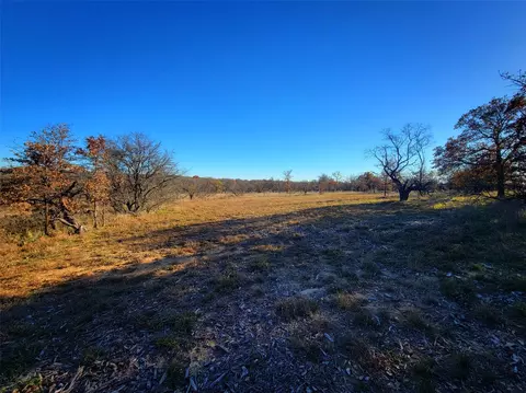 5 Barry Rd, Henrietta, TX 76365