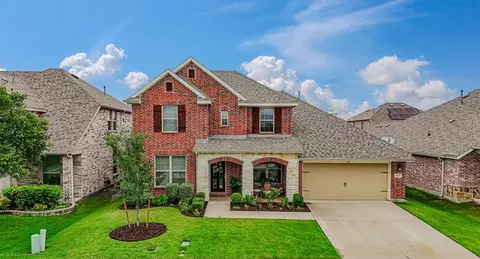 1612 Village Creek Dr, Forney, TX 75126