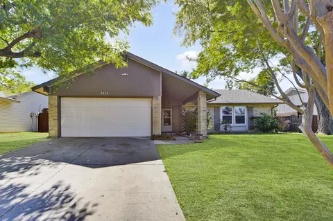 2010 Statler Dr, Carrollton, TX 75007