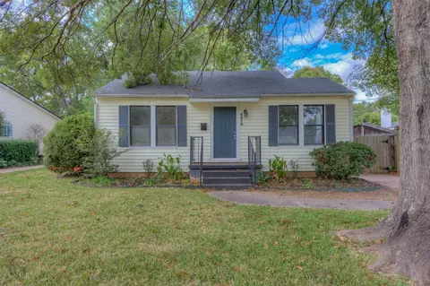 4310 Finley Dr, Shreveport, LA 71105