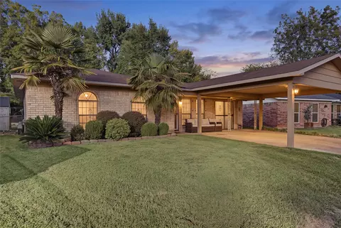 4843 San Antone Dr, Bossier City, LA 71111