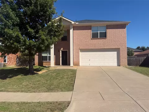 8115 Mossberg Dr, Arlington, TX 76002