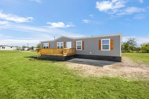 Exterior - 7200 Fm 2728, Terrell, TX 75161 photo 3 of 6