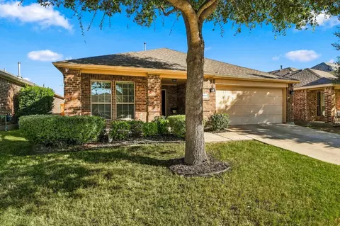 1117 Lake Hollow Dr, Little Elm, TX 75068