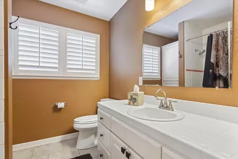 Bath - 1345 Stillwater Rd, Waco, TX 76708 photo 6 of 8