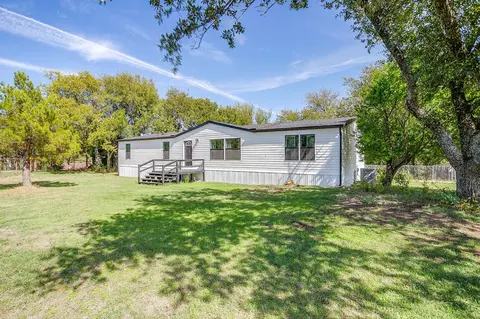 116 N Skyline Ct, Cresson, TX 76035