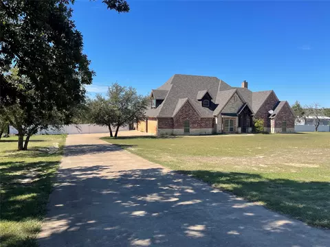 124 True Grit Ct, Weatherford, TX 76088