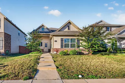 4021 Aurora Ln, Heartland, TX 75126