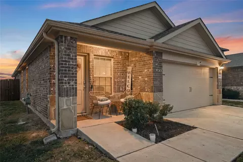 2204 Nightgrove Cir, Crandall, TX 75114