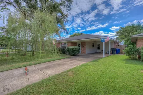 1123 Carolina St, Shreveport, LA 71104