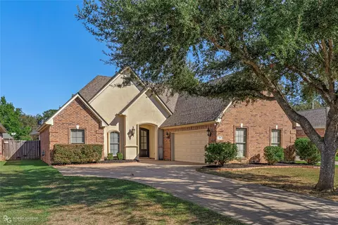 306 Magazine Ct, Bossier City, LA 71111