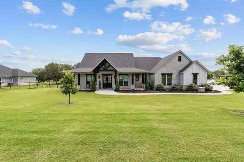 2028 Pinnell Pr, Weatherford, TX 76088
