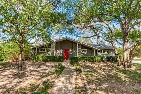12515 Cedar Bend Dr, Dallas, TX 75244