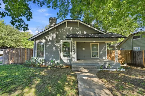 2551 Grafton Ave, Dallas, TX 75211
