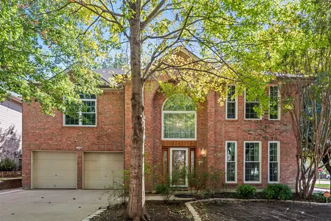 7400 Bear Lake Dr, Fort Worth, TX 76137