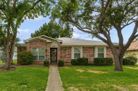 1750 Sterling Ln, Lewisville, TX 75067