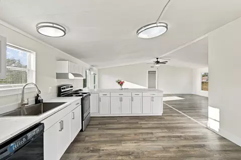 Kitchen - 611 Austin St, Cisco, TX 76437 photo 3 of 4