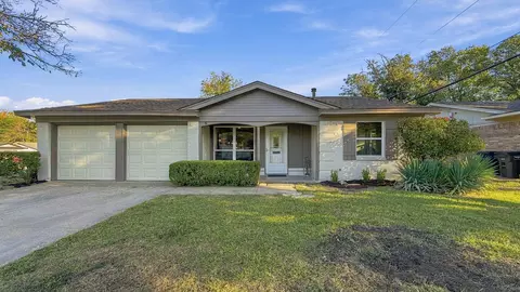 4732 Burgess Dr, Fort Worth, TX 76132