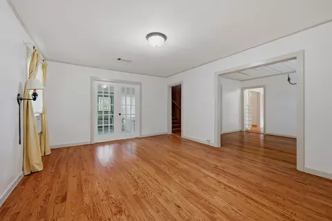 Living - 714 E 9th St, Bonham, TX 75418 photo 3 of 3