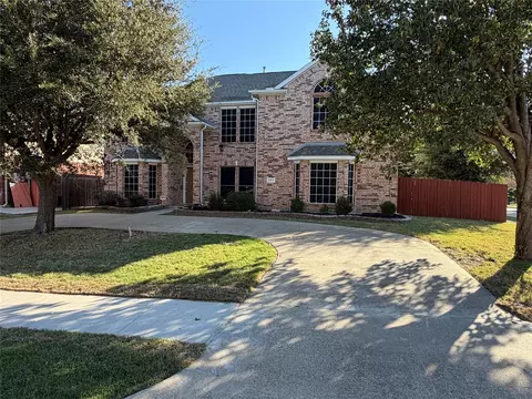 1104 Ruby St, Plano, TX 75094
