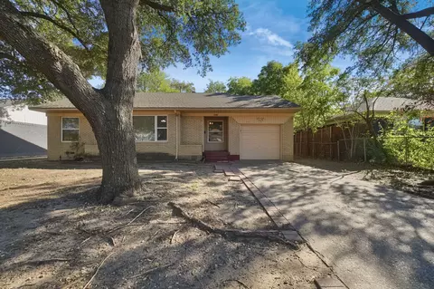 2502 Costa Mesa Dr, Dallas, TX 75228