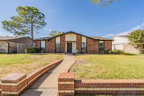 3527 Longcourt Cir, Mesquite, TX 75150