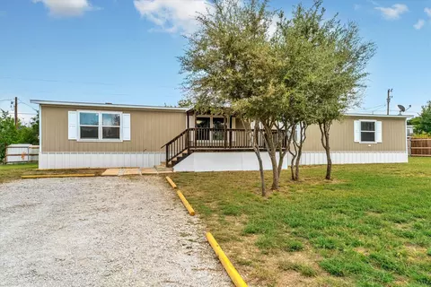 4815 Cimmaron Trl, Weatherford, TX 76087
