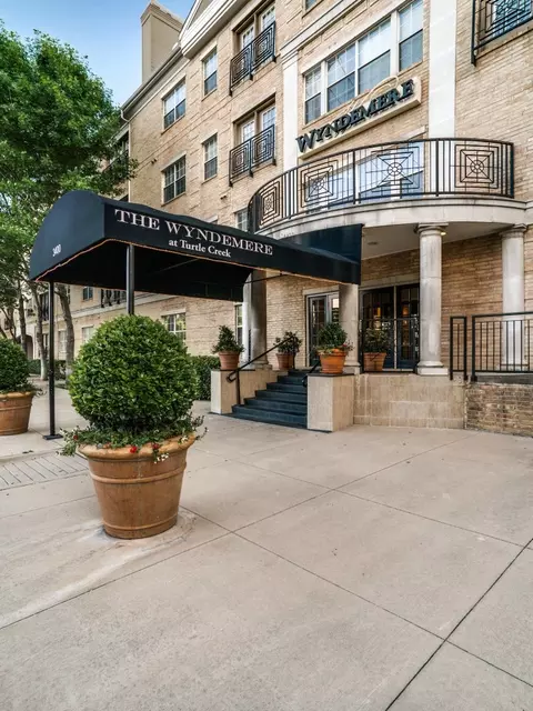 3400 Welborn St #316, Dallas, TX 75219